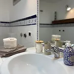 Casa Matilde Piano Terra 100mq Con Parking E Piscina アパート フェラーラ